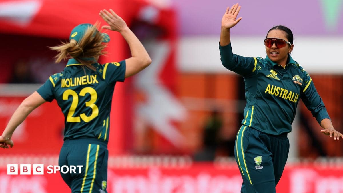Women’s T20 World Cup: Australia earn early win over South Africa