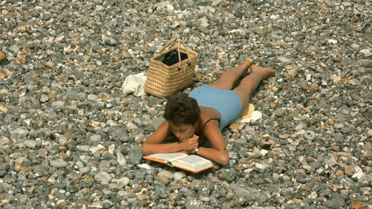 37 of the Best Beach Reads to Lose Yourself in This Summer
