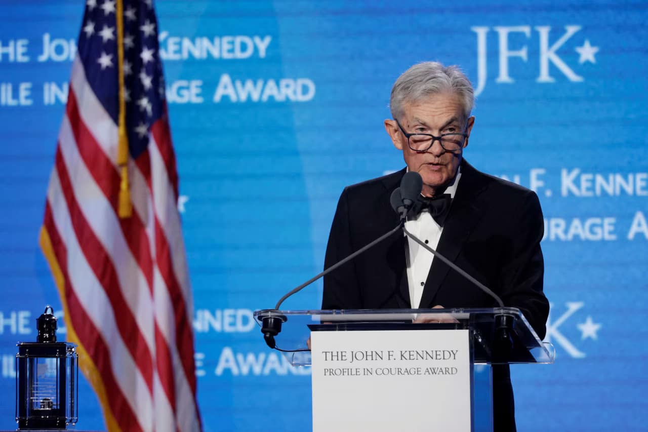 Accepting an award for political courage, former Federal Reserve Chair Jerome Powell hinted at why he broke with convention to keep his board seat