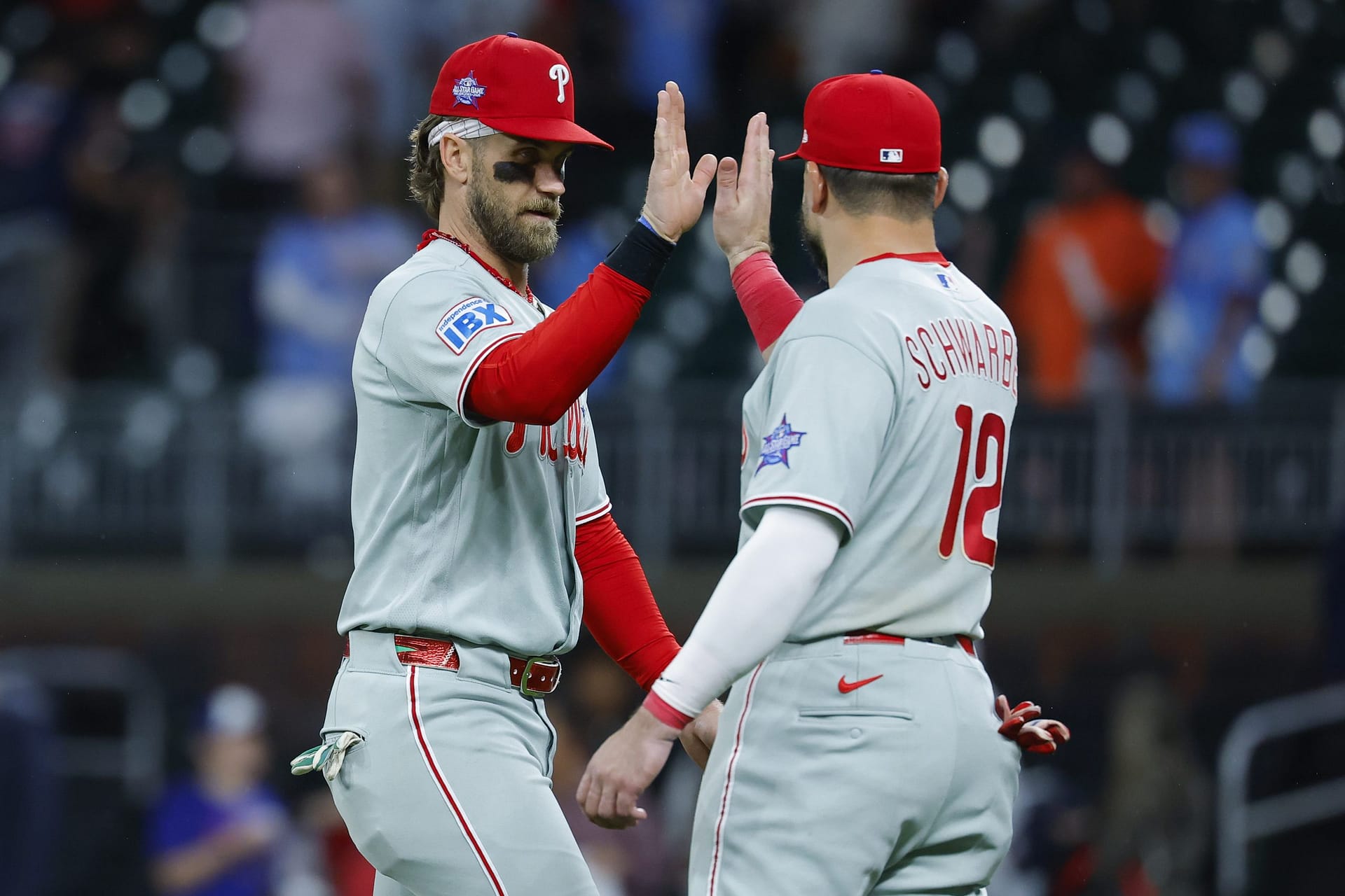 Bryce Harper, Phillies Snap 10-Game Skid With Extra-Inning Win Over Braves