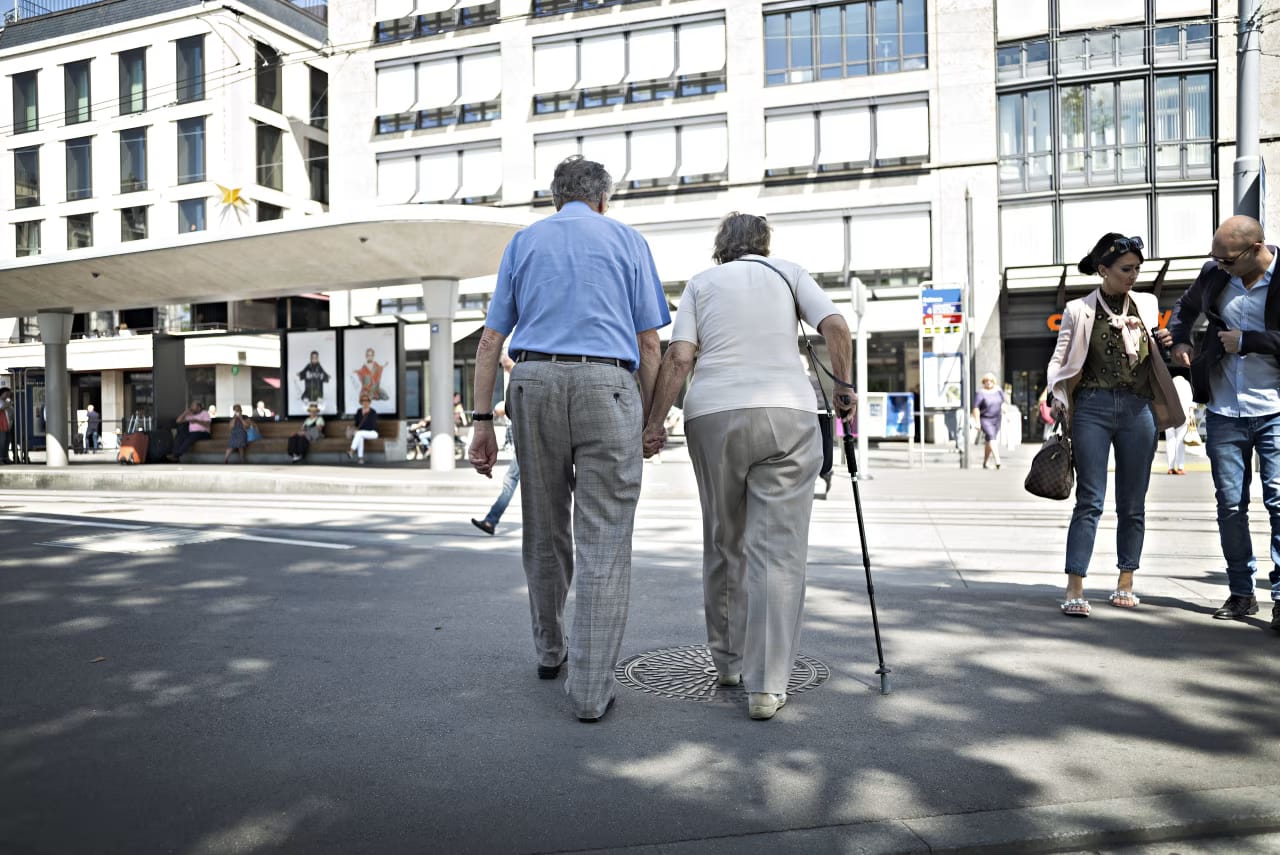 Longer Working Lives and Immigration Keep Eurozone Economy Growing, ECB Says