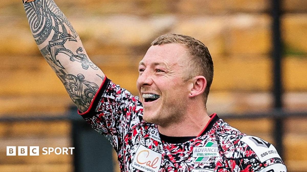 Super League: Bradford Bulls 12-38 Leigh Leopards – Josh Charnley breaks try record