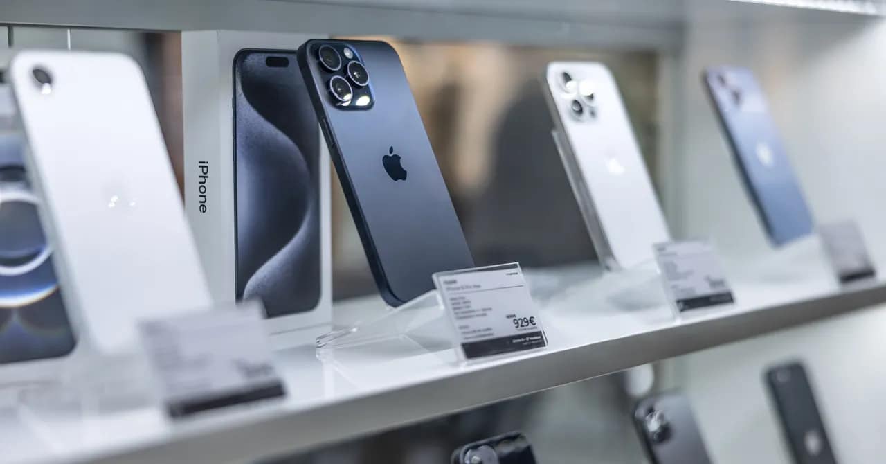 Buying a Used iPhone Makes More Sense Than Ever